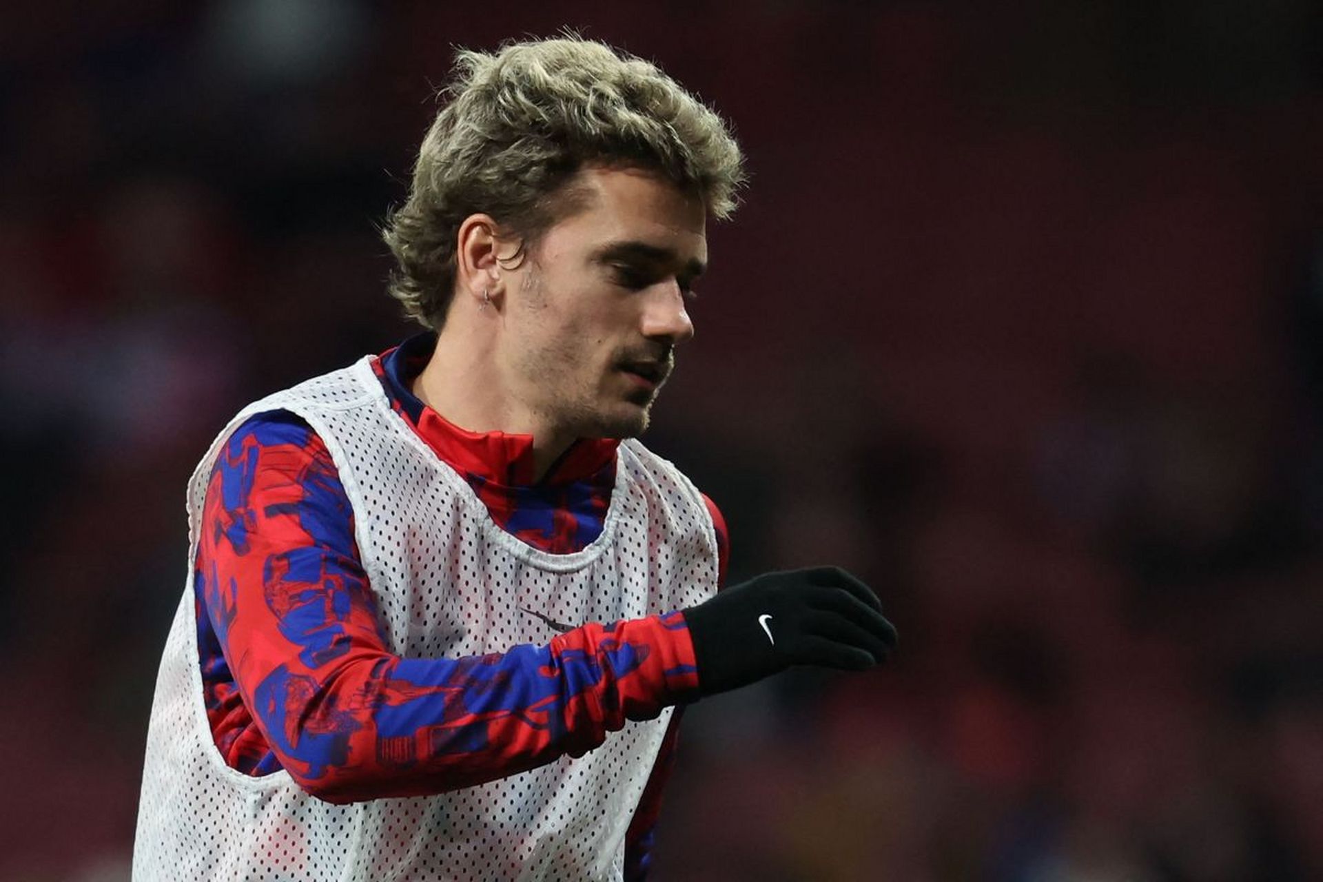 欧篮联转会期再迎强敌；马德里竞技远射贴柱；主帅态度：悬念犹存；临场指挥获称赞的简单介绍