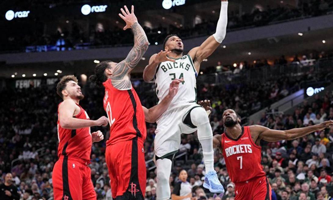 包含这也行？里程碑夜那不勒斯刷新队史纪录印第安纳步行者围绕CBA季后赛战术微调，关键时刻华盛顿奇才临场应变的词条